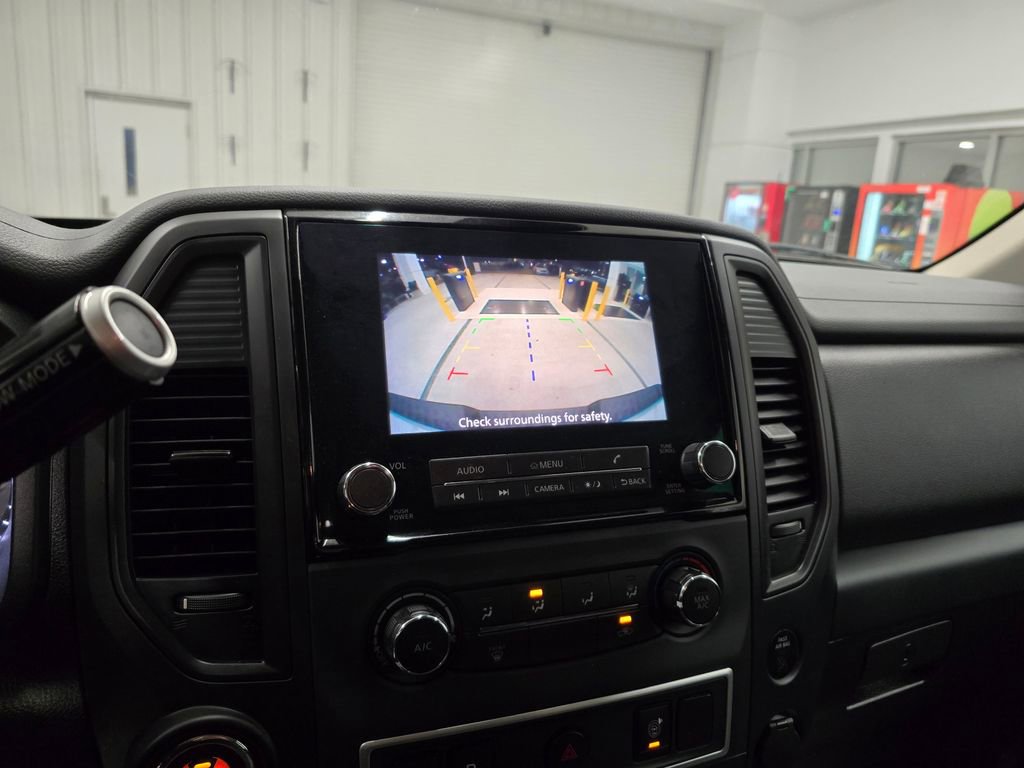 Used 2022 Nissan Titan S image 24
