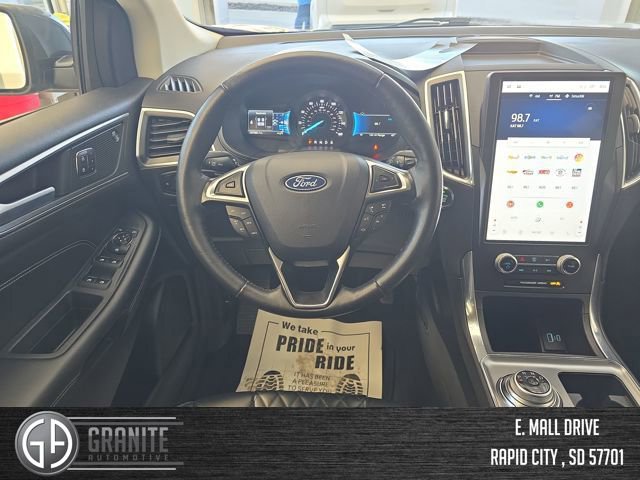 Used 2024 Ford Edge Titanium image 13