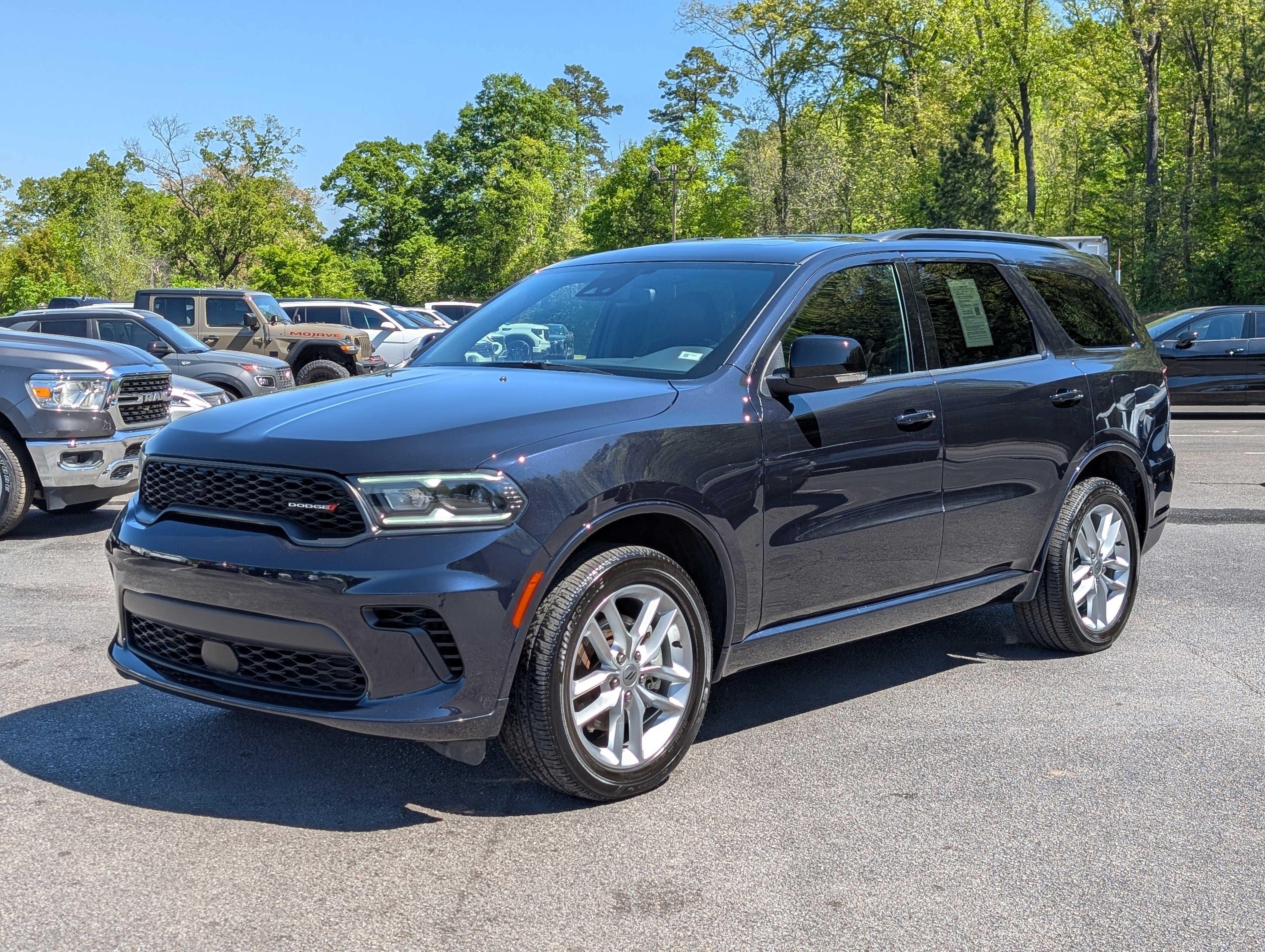 Used 2024 Dodge Durango GT AWD/4WD image 5