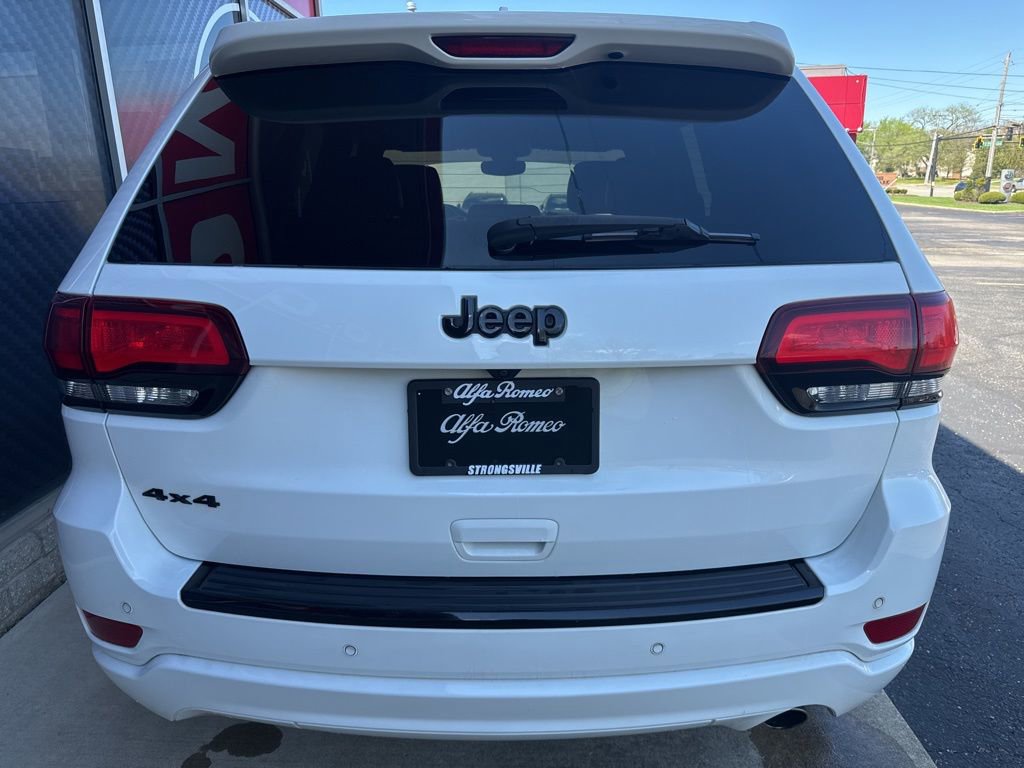 Used 2018 Jeep Grand Cherokee Altitude image 10