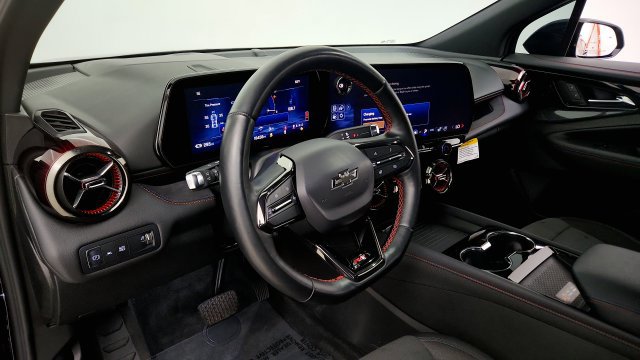 Used 2025 Chevrolet Blazer EV RS FWD image 52