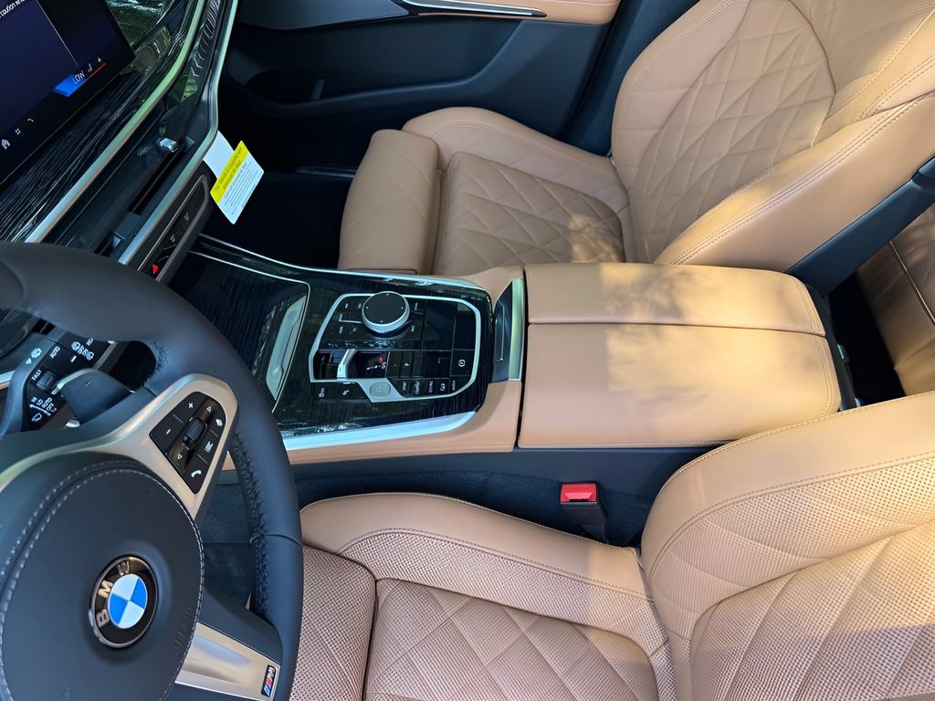 New 2026 BMW X5 xDrive40i w/ M Sport Package AWD/4WD image 20