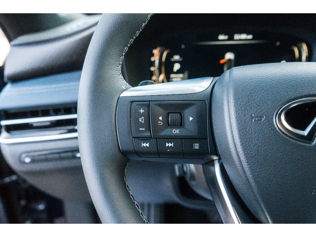 New 2026 INFINITI QX60 Sport w/ Dark Cargo Package image 13