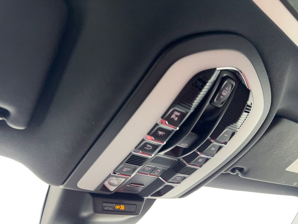 Used 2022 Porsche Macan image 70