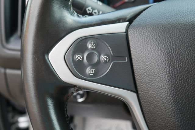 Used 2018 Chevrolet Colorado LT AWD/4WD image 16