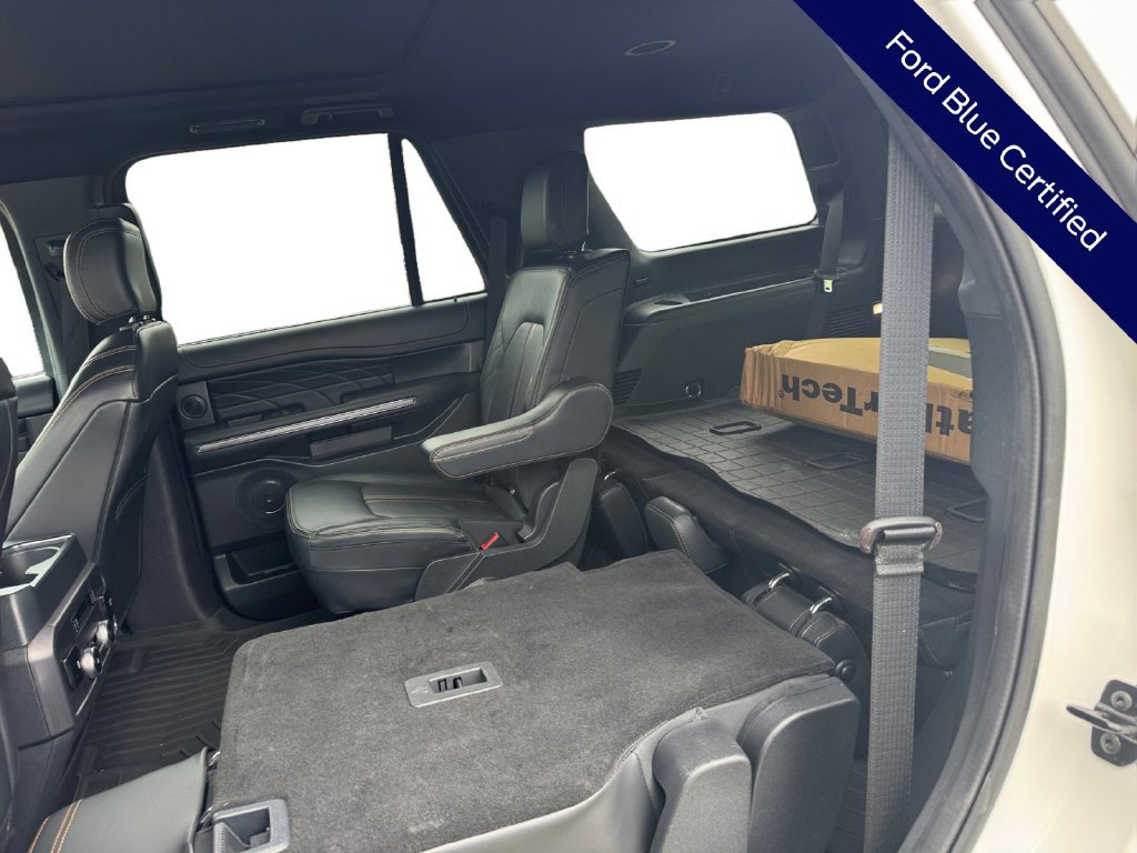 Used 2022 Ford Expedition Platinum AWD/4WD image 18