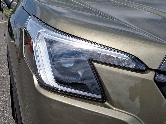Used 2023 Subaru Forester Touring AWD/4WD image 9