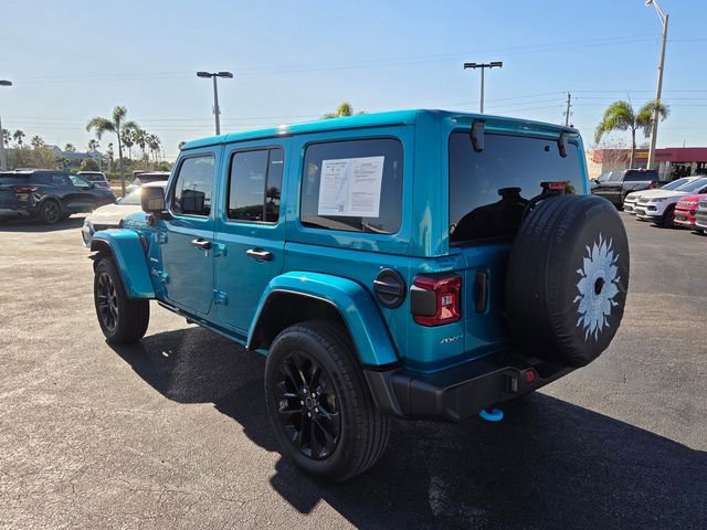 Used 2024 Jeep Wrangler Sahara AWD/4WD image 9