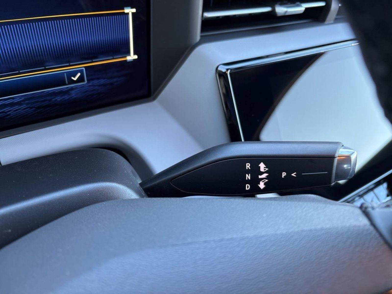 New 2027 Chevrolet Bolt LT w/ Comfort Package image 20