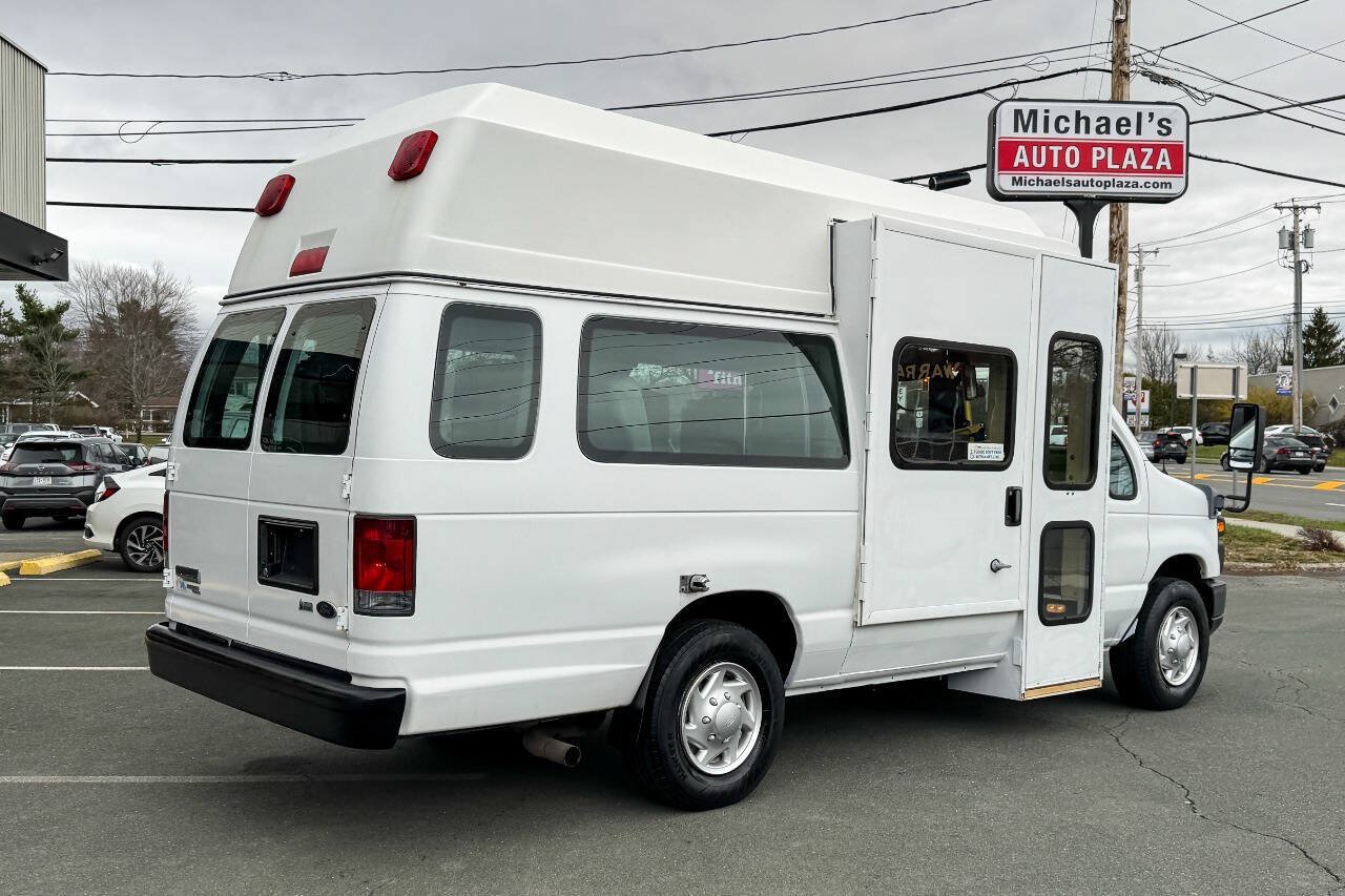 Used 2011 Ford E-350 and Econoline 350 Extended Super Duty w/ PWR Group RWD image 9