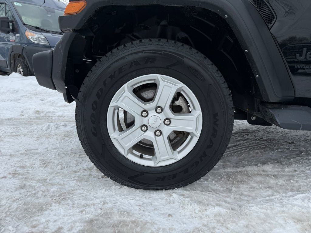 Used 2021 Jeep Wrangler Unlimited Sport image 10