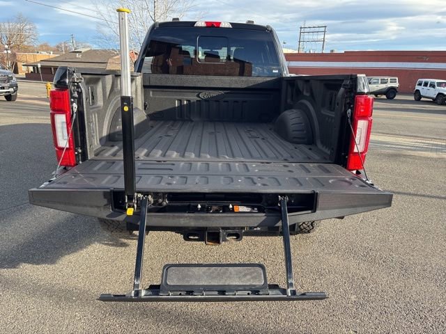 Used 2021 Ford F350 Lariat image 43