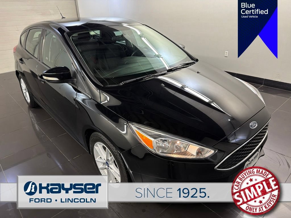 Certified 2018 Ford Focus SE w/ Cold Weather Package FWD image 1