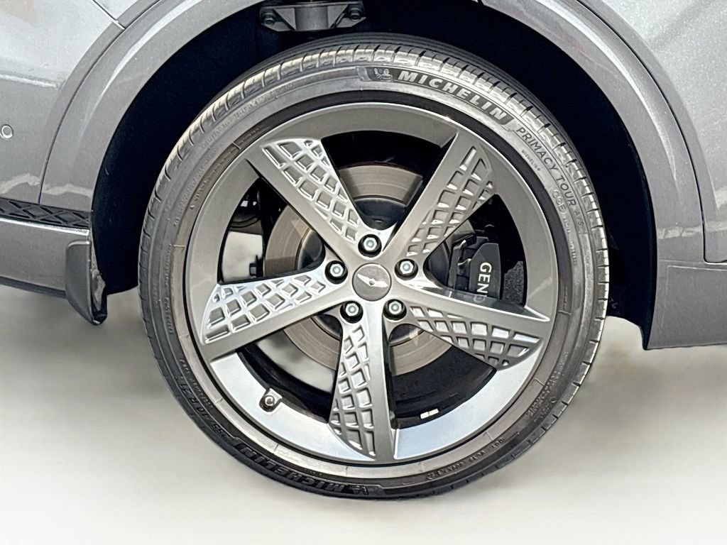 Used 2023 Genesis GV70 2.5T w/ Sport Prestige Package image 33