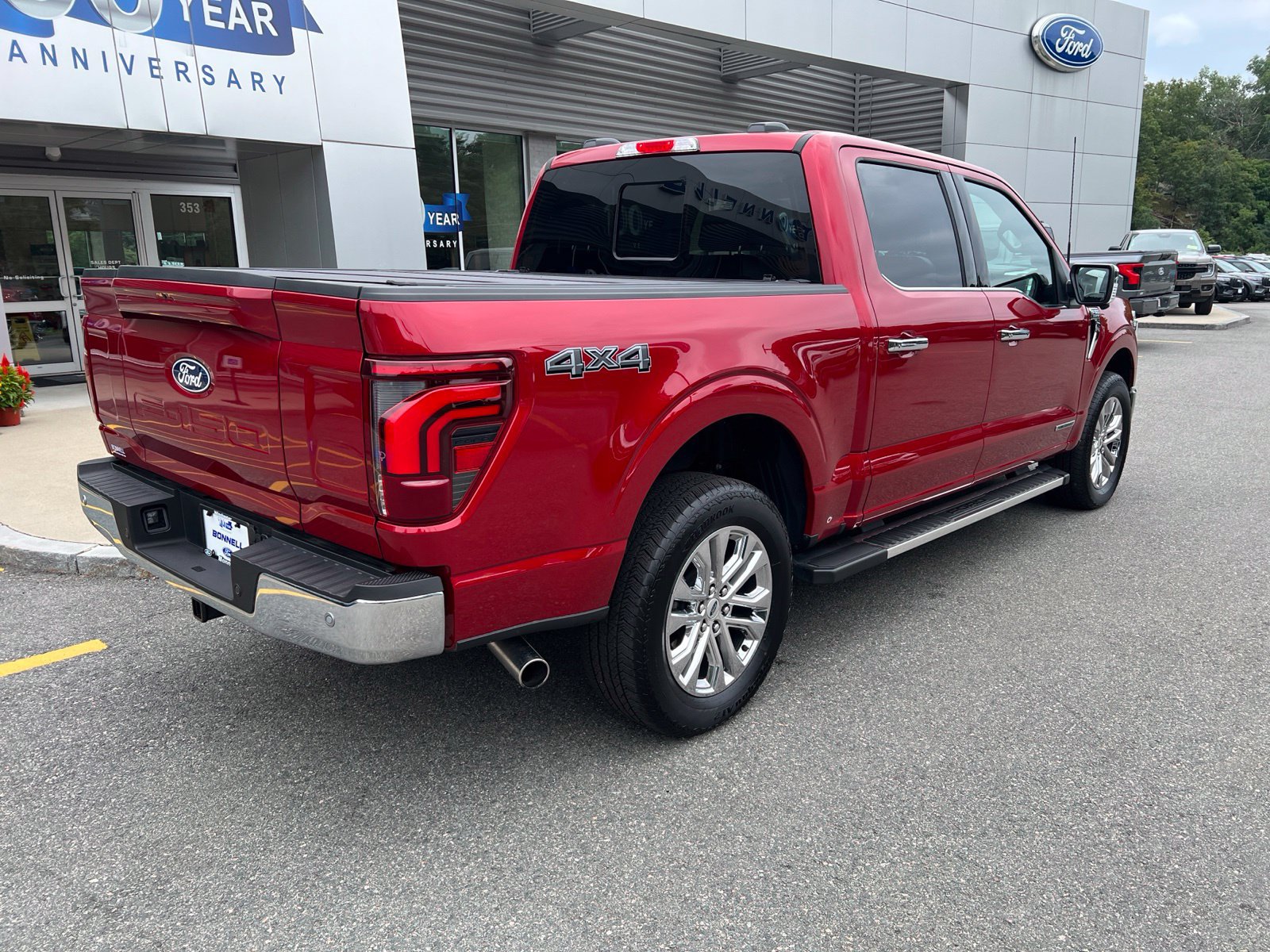 Used 2025 Ford F150 Lariat w/ Equipment Group 501A Mid AWD/4WD image 7