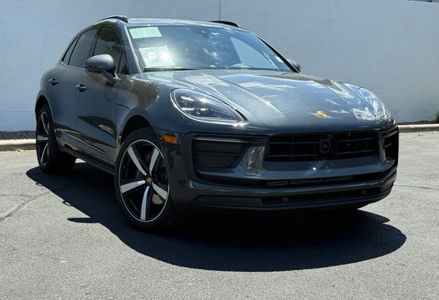 Used 2024 Porsche Macan Turbo AWD/4WD image 7