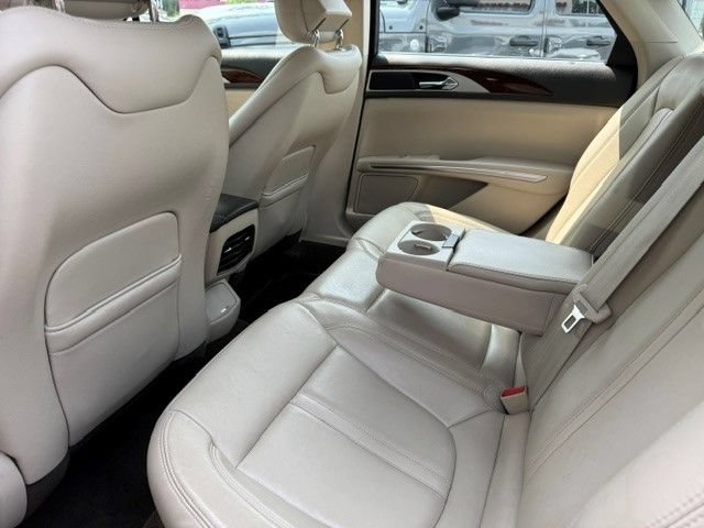 Used 2016 Lincoln MKZ w/ Equipment Group 200A Select FWD image 18