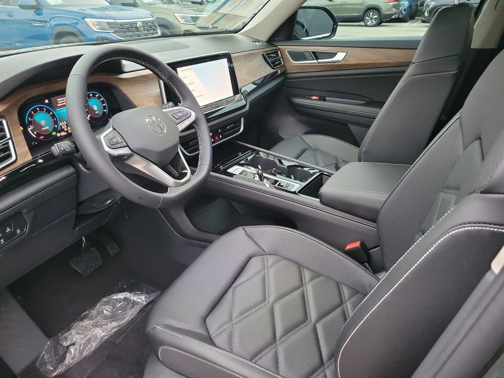 New 2026 Volkswagen Atlas SE image 7