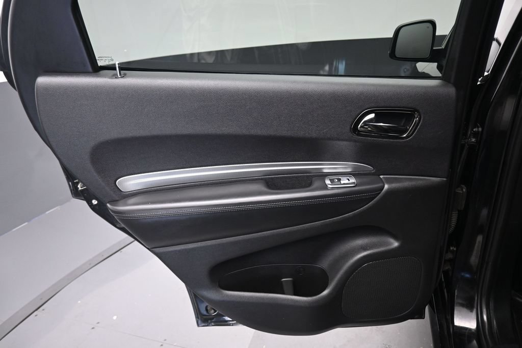 Used 2020 Dodge Durango R/T w/ Blacktop Package AWD/4WD image 28