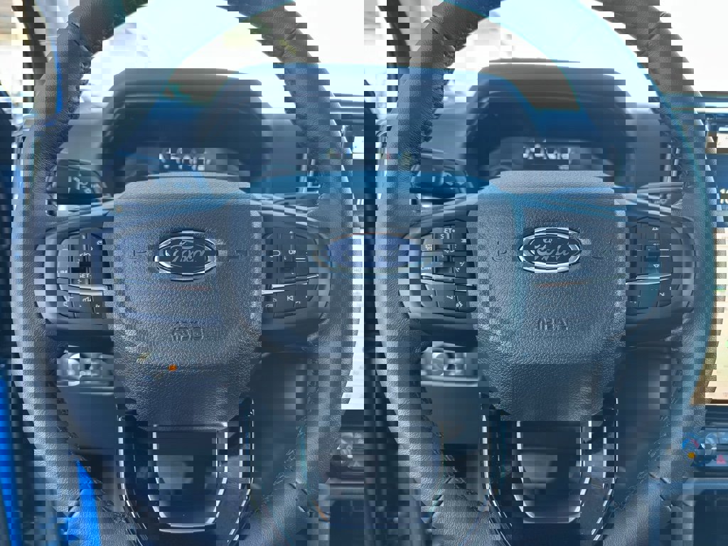 New 2025 Ford Ranger Lariat w/ Black Appearance Package image 15