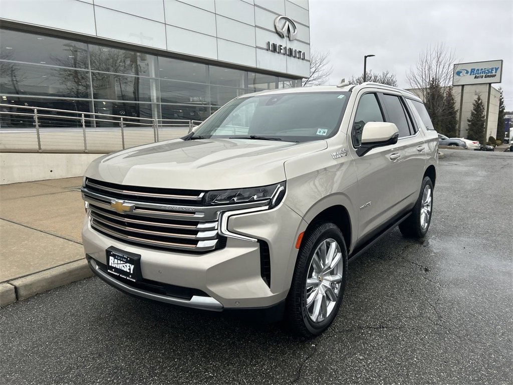 Used 2021 Chevrolet Tahoe High Country w/ Premium Package image 4