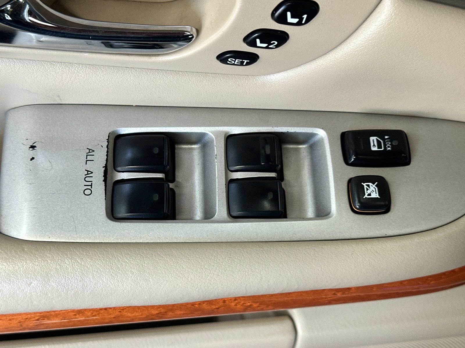 Used 2008 Lexus RX 400h AWD image 12