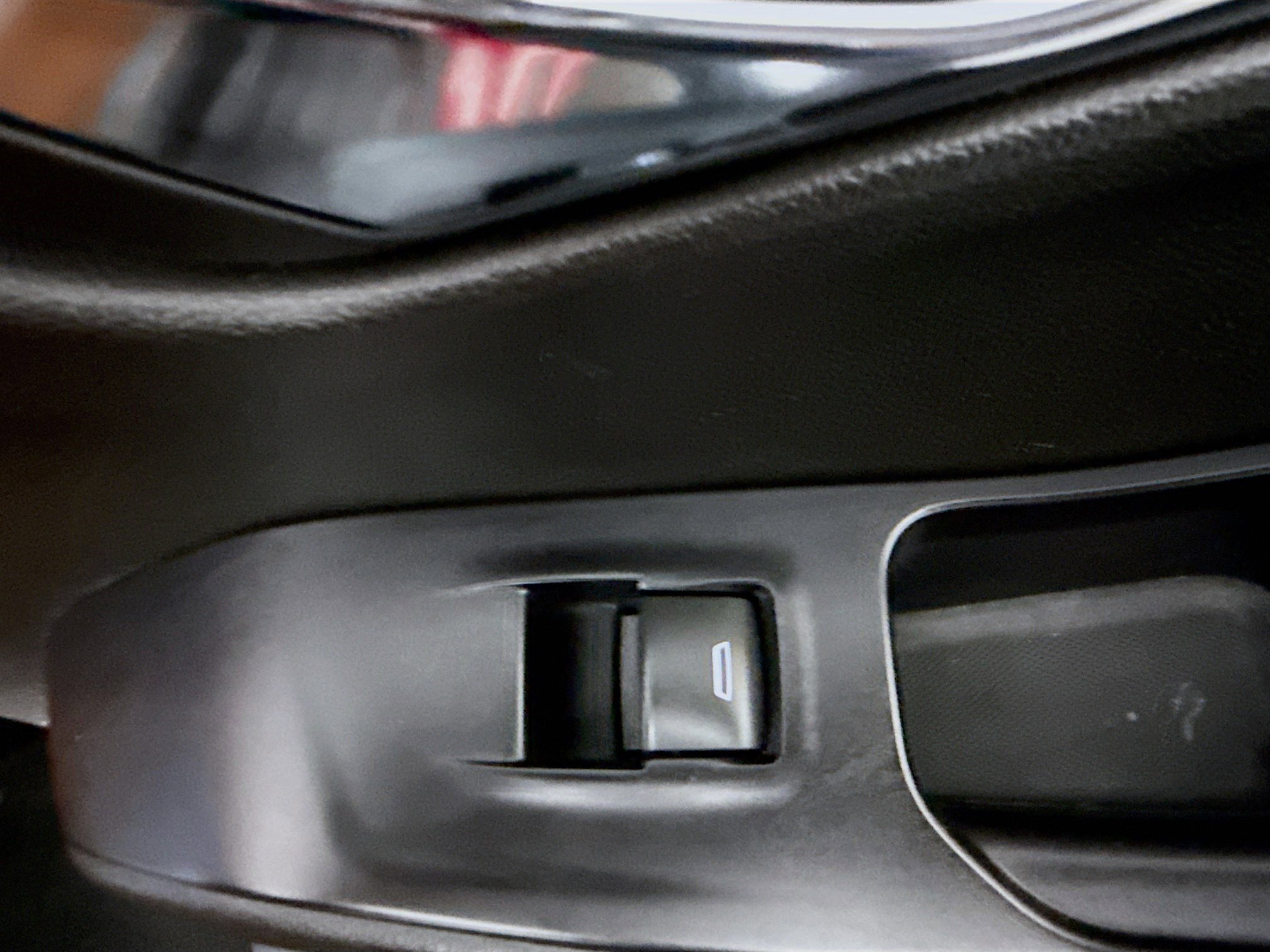 Used 2018 Chevrolet Traverse High Country w/ LPO, Cargo Package image 31