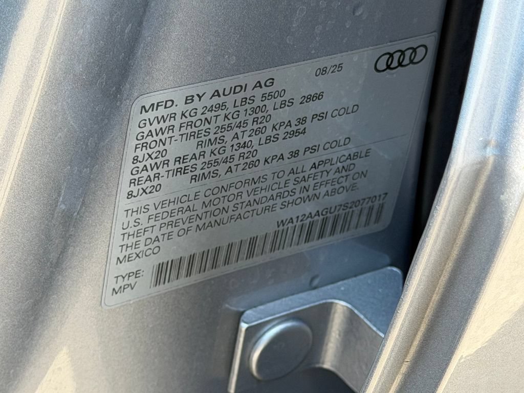 Used 2025 Audi Q5 Premium Plus w/ Premium Plus AWD/4WD image 30