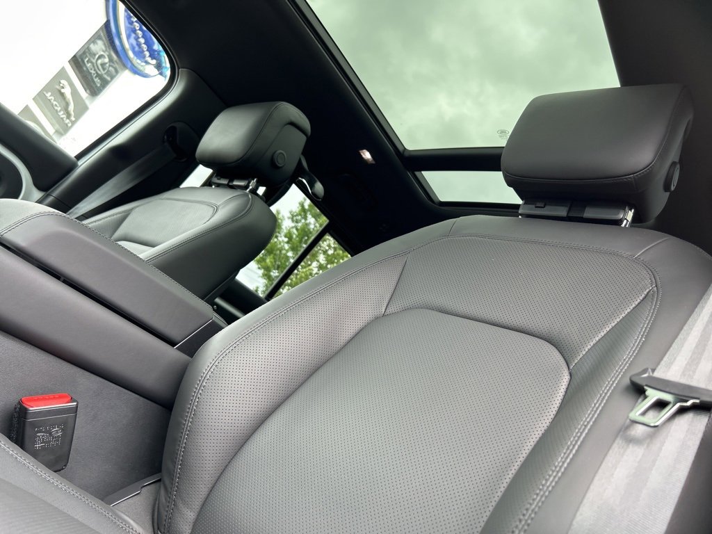 New 2025 Land Rover Defender 130 S image 14