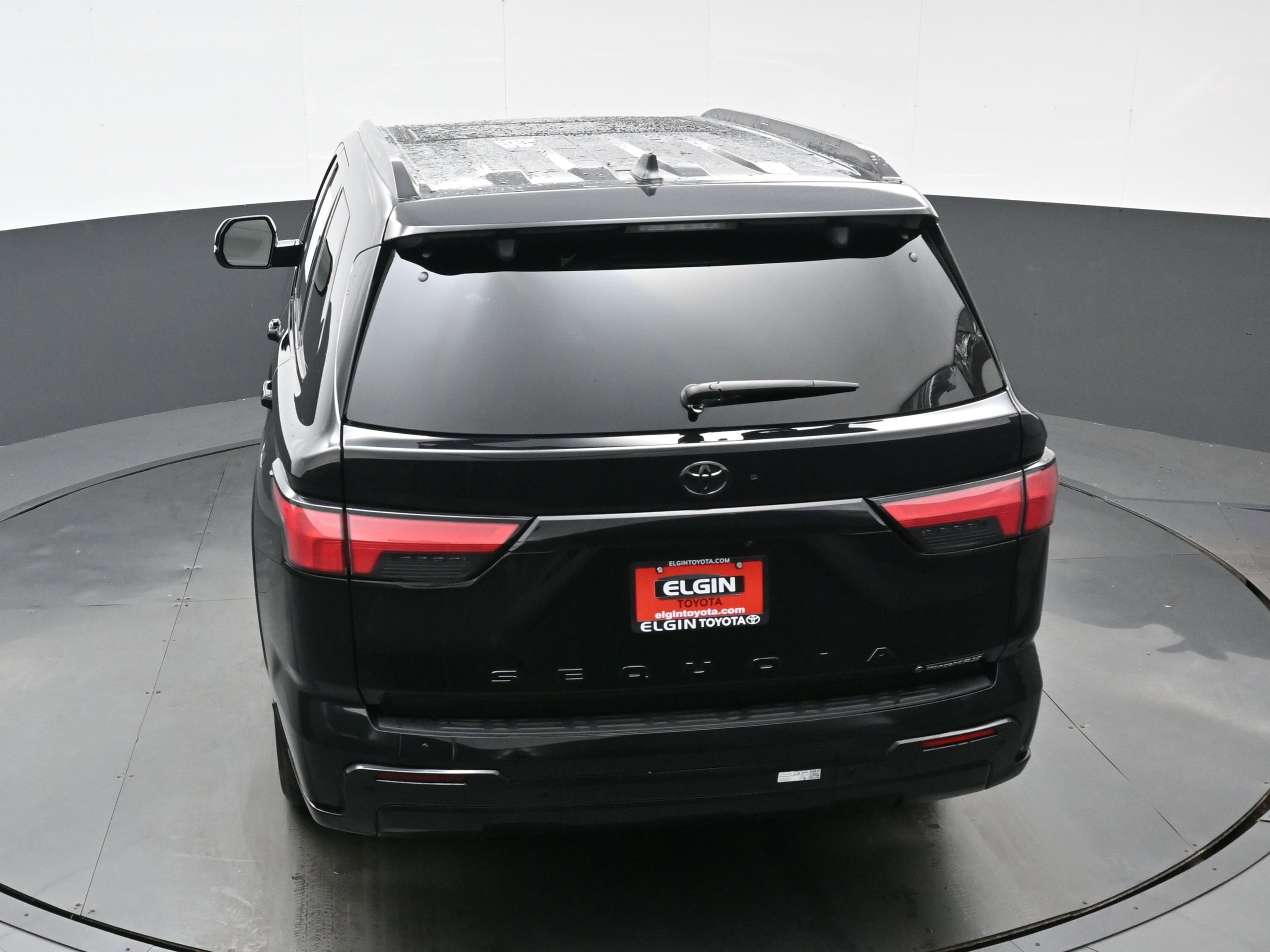 Used 2025 Toyota Sequoia Platinum image 42