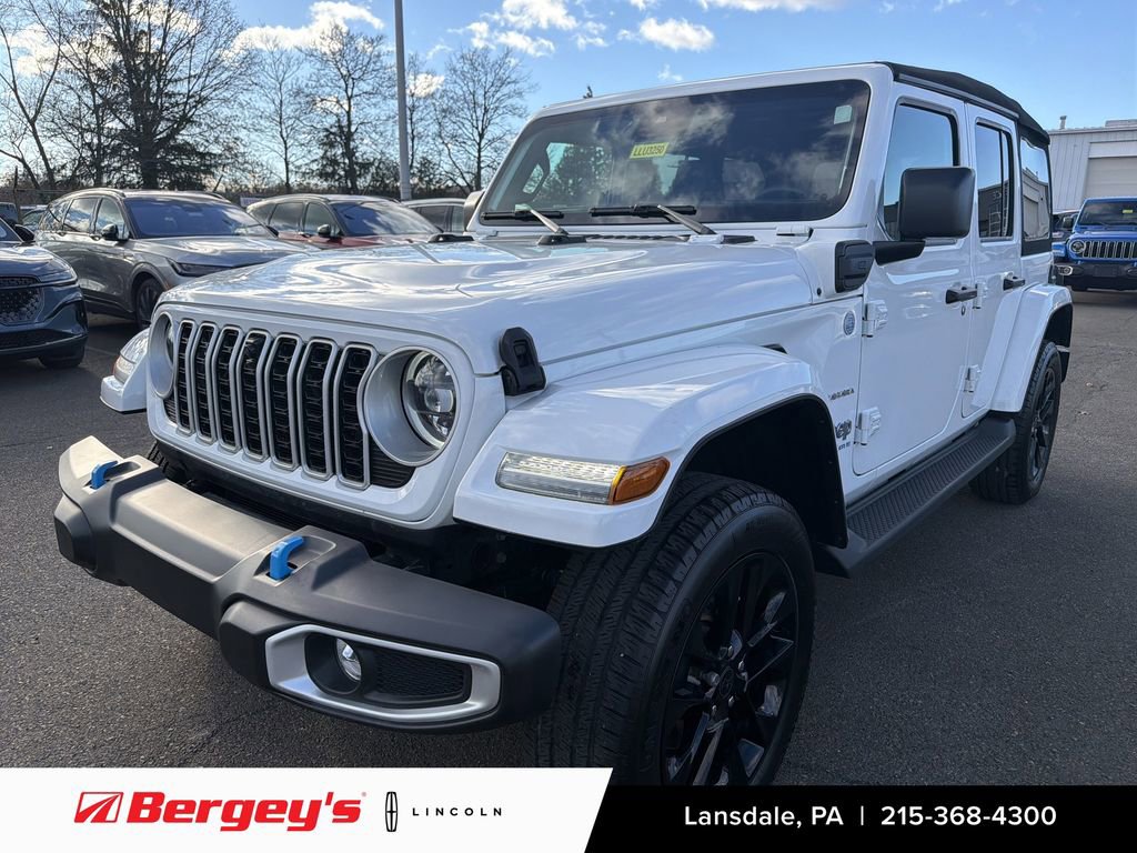 Used 2024 Jeep Wrangler Unlimited Sahara w/ Technology Group AWD/4WD image 1