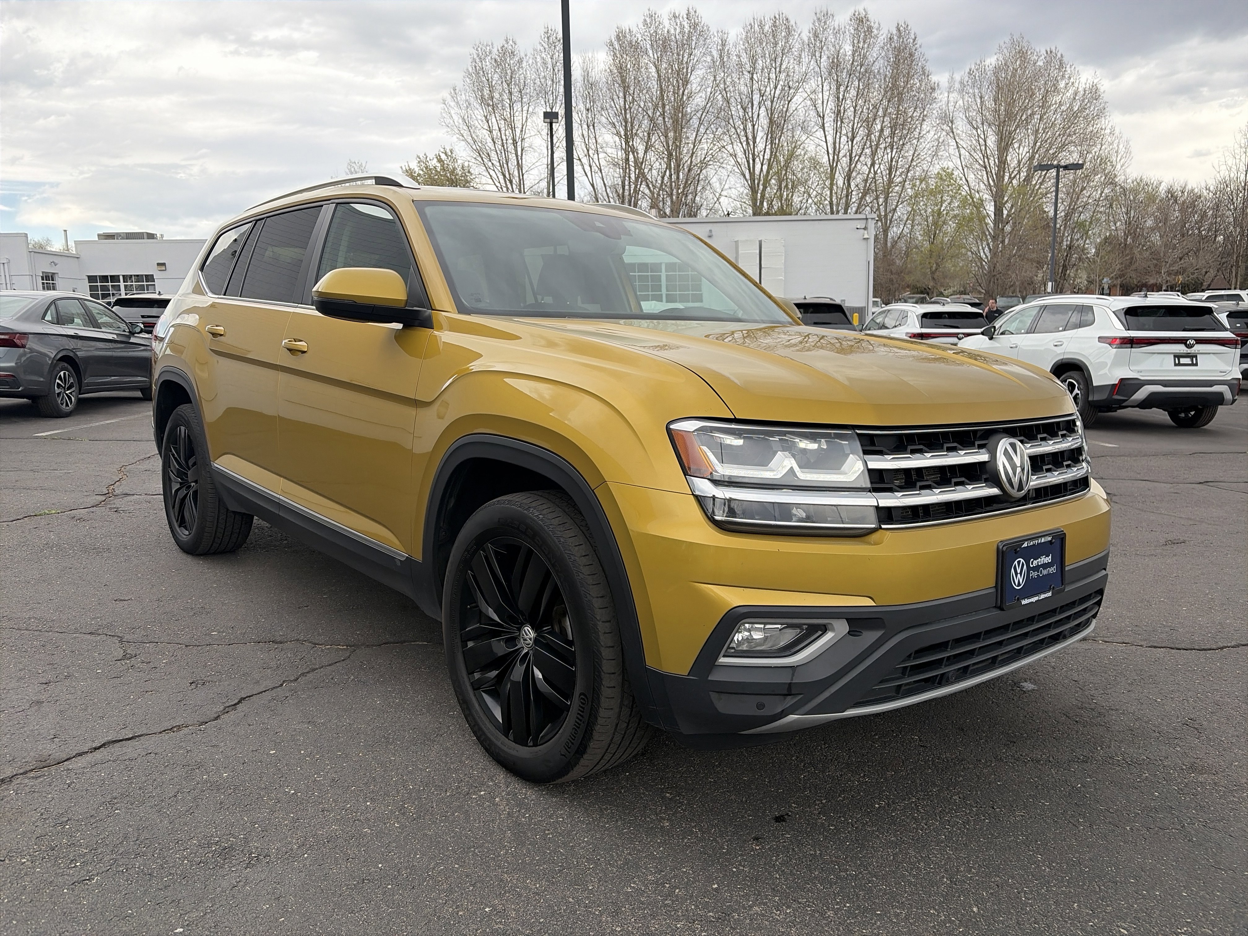 Used 2018 Volkswagen Atlas SEL image 3