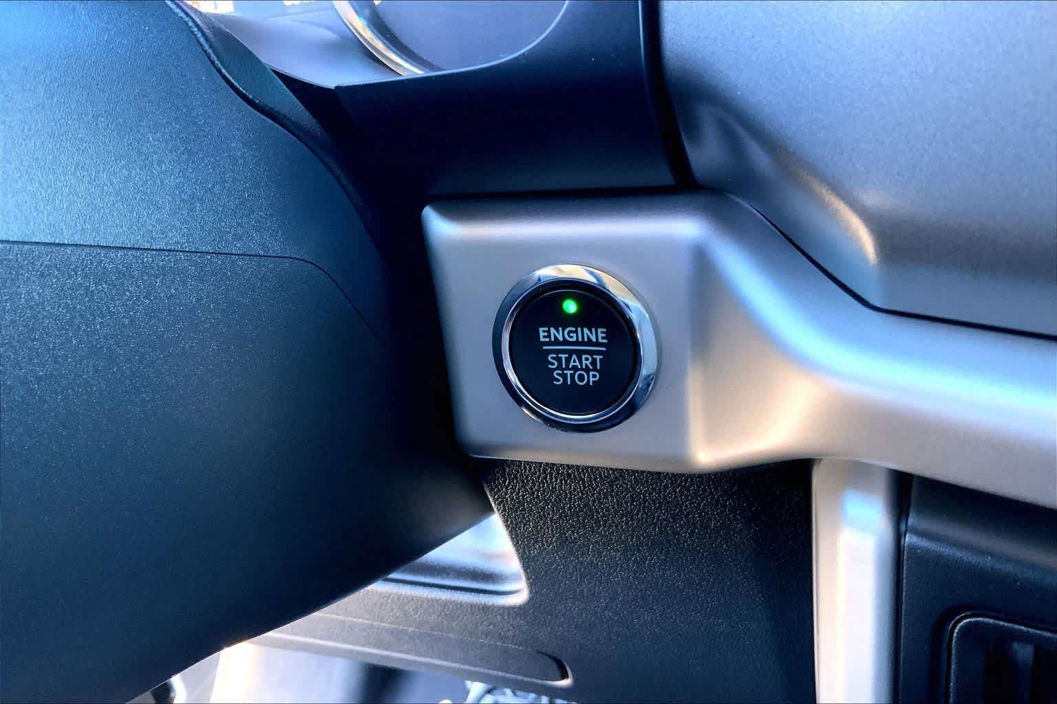 Used 2024 Ford Expedition XLT RWD image 31