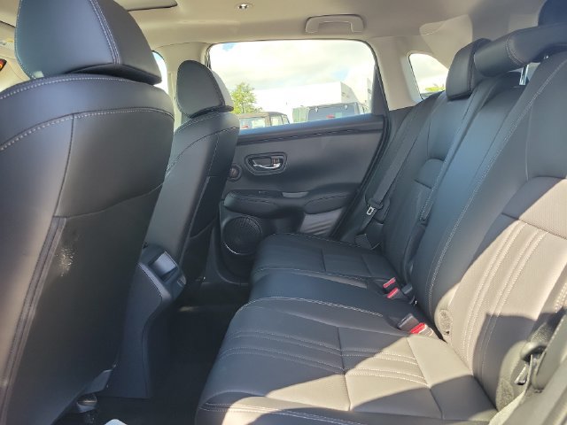 Used 2025 Honda HR-V EX-L image 8