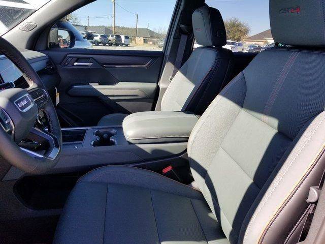 New 2026 GMC Acadia AT4 image 9