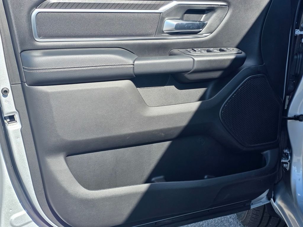 New 2026 RAM 1500 Big Horn w/ Night Edition AWD/4WD image 8