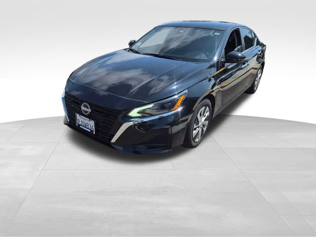 Used 2023 Nissan Altima 2.5 S FWD image 1