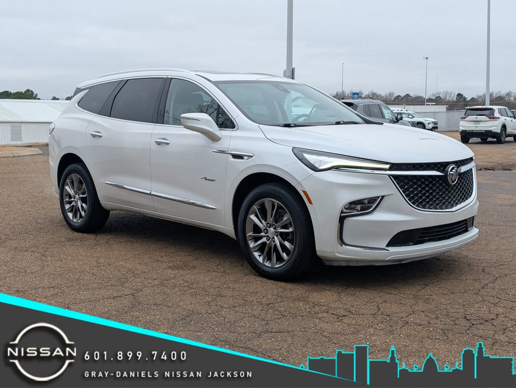 Used 2022 Buick Enclave Avenir w/ Avenir Technology Package image 1