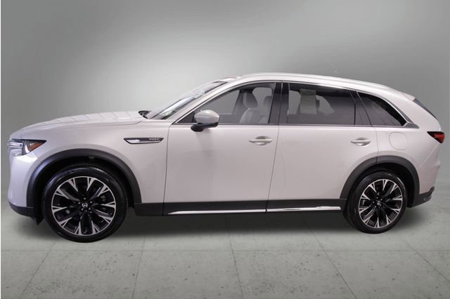 Used 2024 MAZDA CX-90 Plug-In Hybrid w/ Premium Pkg AWD/4WD image 2