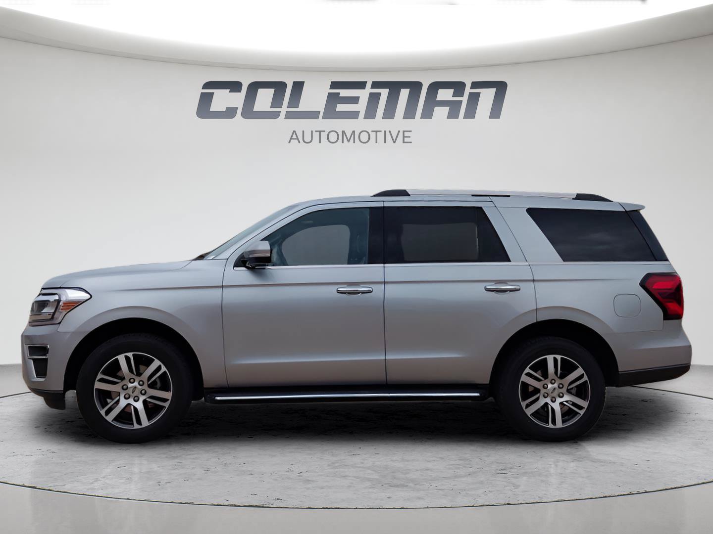 Used 2023 Ford Expedition Limited AWD/4WD image 8