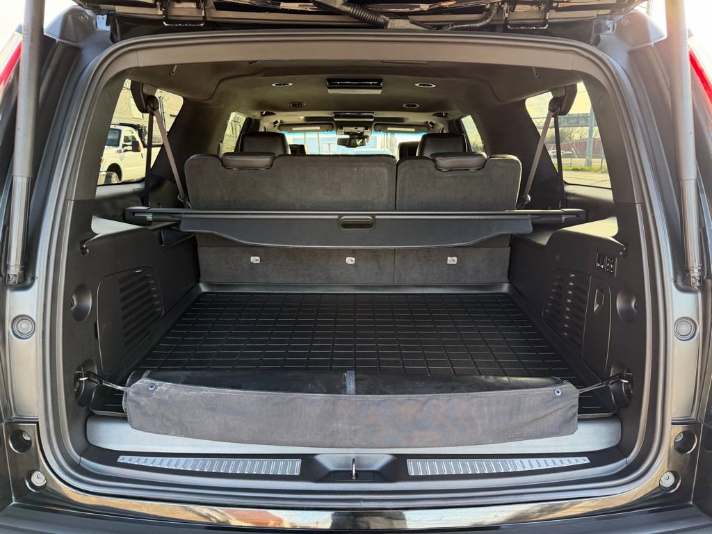 Used 2016 Cadillac Escalade ESV Platinum image 11