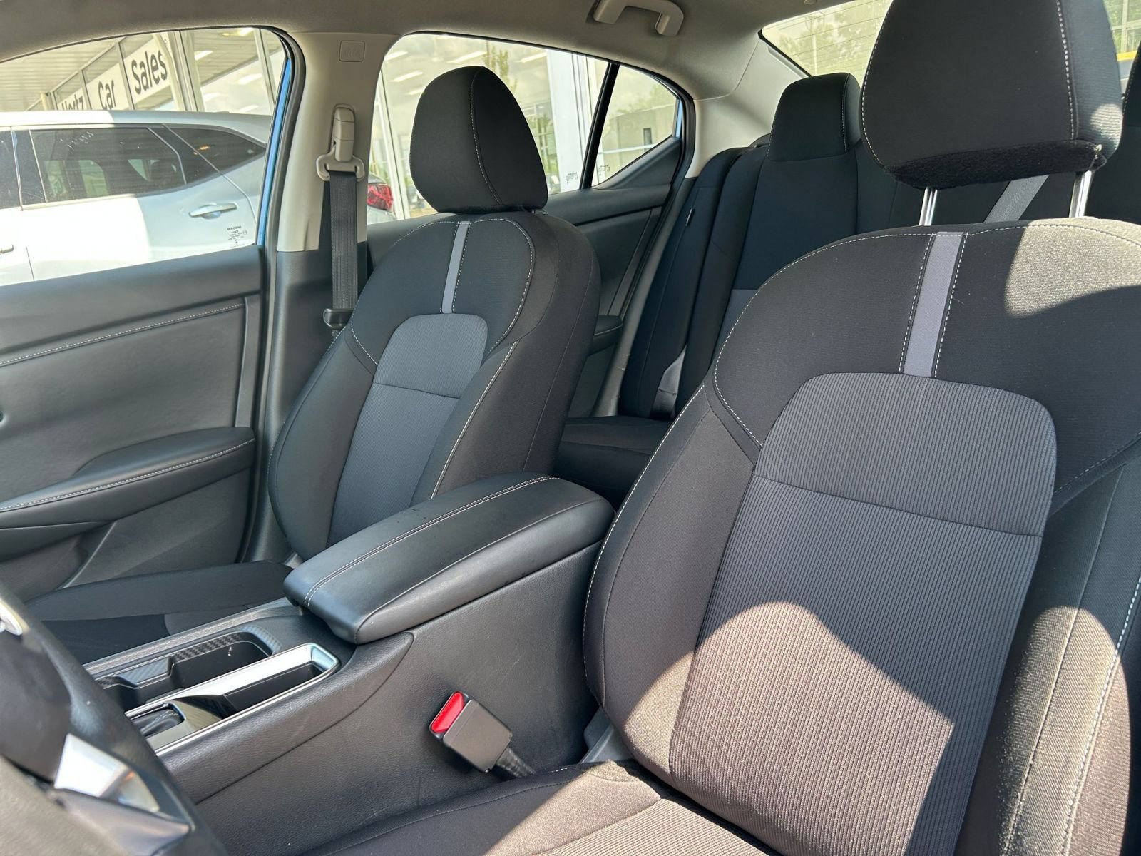 Used 2025 Nissan Sentra SV FWD image 31