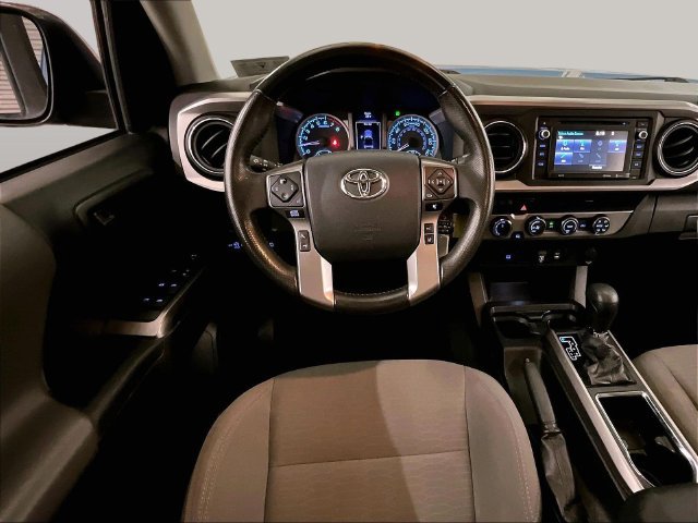 Used 2019 Toyota Tacoma SR5 AWD/4WD image 6