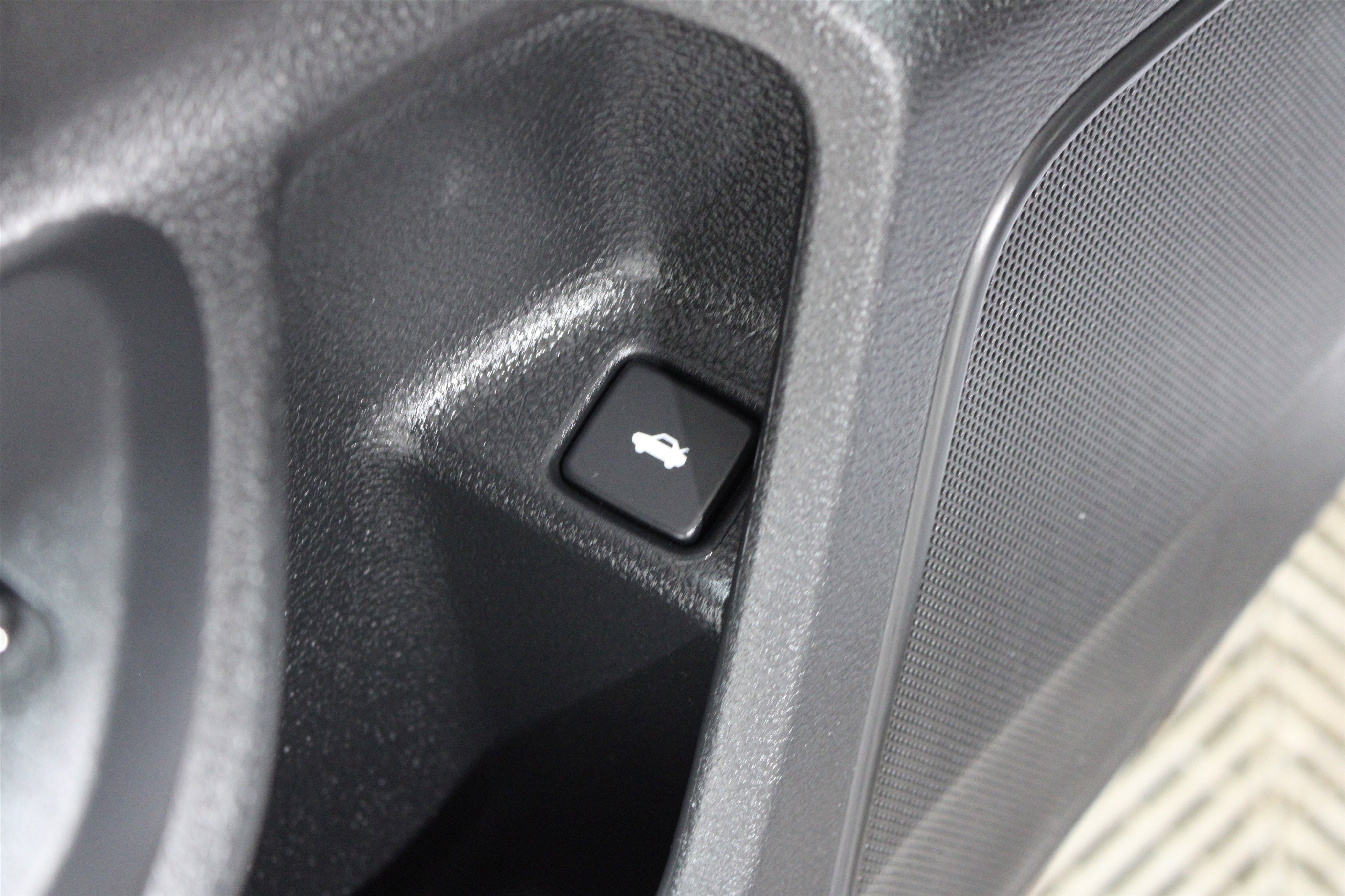 Used 2020 Honda Civic Sport image 8