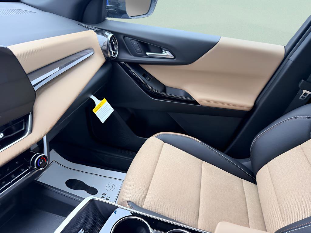 New 2026 Chevrolet Equinox ACTIV w/ Convenience Package III image 29