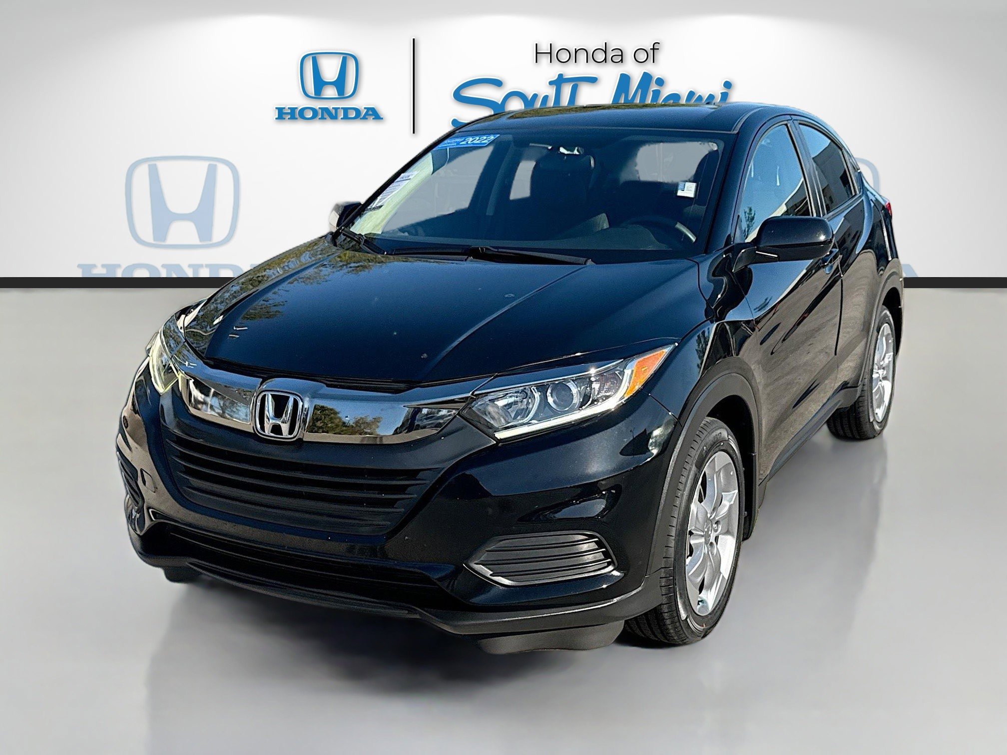 Certified 2022 Honda HR-V LX image 3