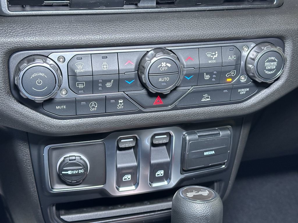 New 2026 Jeep Wrangler Sport S image 28