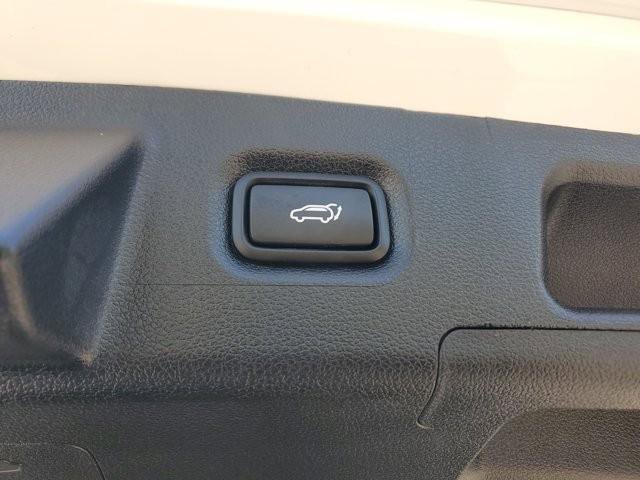 Certified 2023 Hyundai Santa Fe SEL image 12