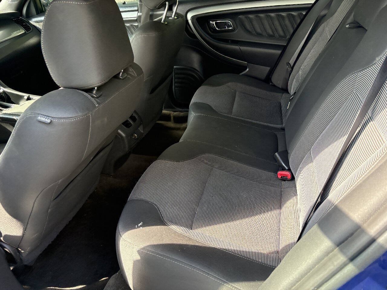 Used 2014 Ford Taurus SEL FWD image 22