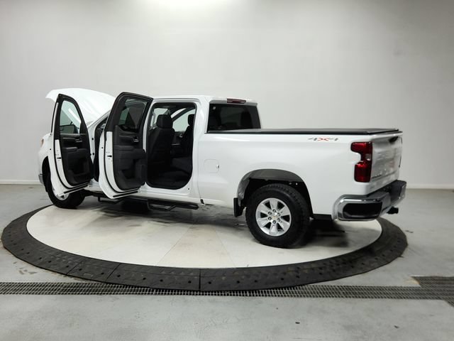 Used 2025 Chevrolet Silverado 1500 LT w/ Work Truck Package AWD/4WD image 14